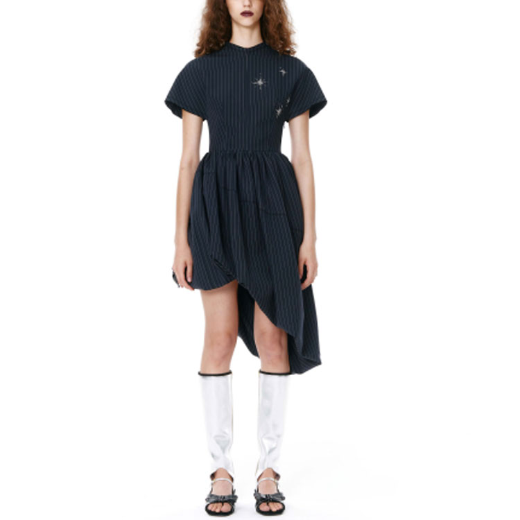 Shop (W) WE11DONE 星星條紋不規則褶皺短袖洋裝. WD-OP1-22-122-W-NV