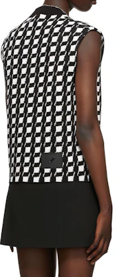 (W) WE11DONE SS21 Tank Top Tanpa Lengan Motif Kotak Hitam/Putih. WD-KV1-21-600-U-BK Lookbook (W) WE11DONE SS21 Tank Top Tanpa Lengan Motif Kotak Hitam/Putih. WD-KV1-21-600-U-BK
