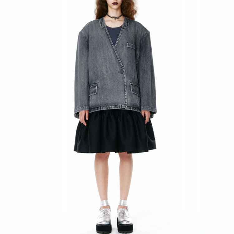 (Women) WE11DONE SS22  Washed Black Denim Jacket with V-Neck and Ruched Design. WD-DJ1-22-353-W-WB 圖 4
