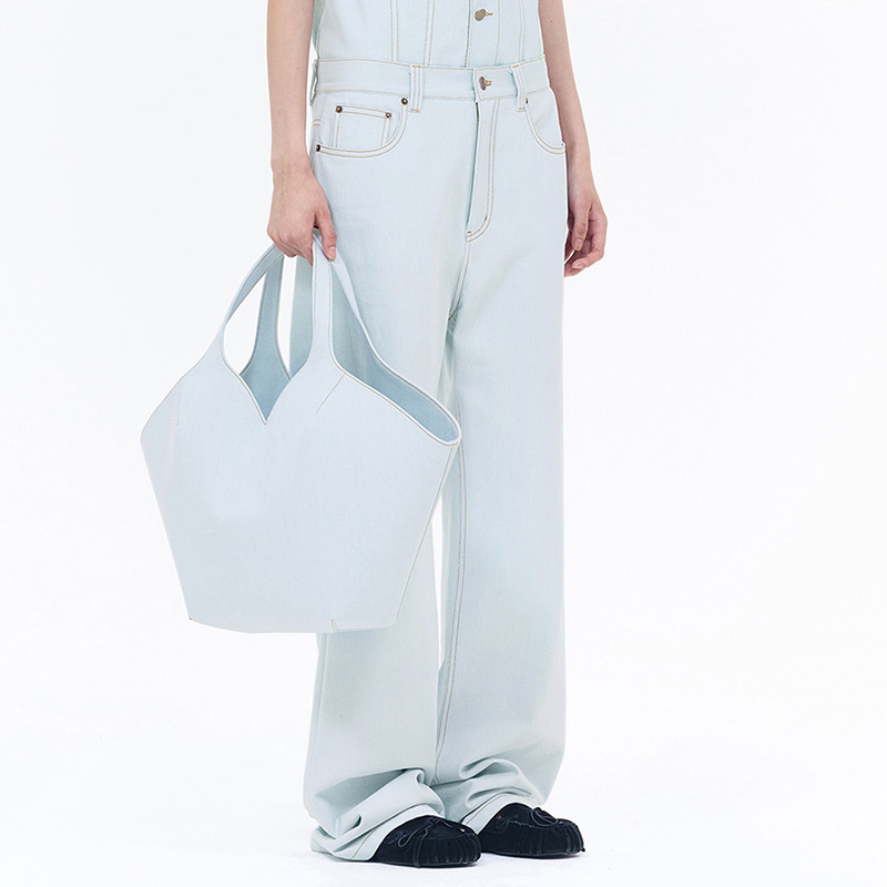 Details for (W) WE11DONE SS24 對比縫線低腰直筒牛仔褲 女 淺藍色 WD-DP0-24-336-W-IC