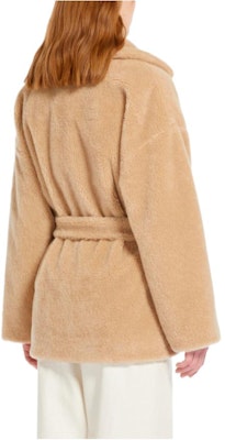 (W) WEEKEND MaxMara 米色系带羊毛感大衣配简约翻领设计 5081074106-005 Lookbook (W) WEEKEND MaxMara 米色系带羊毛感大衣配简约翻领设计 5081074106-005