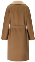Lookbook (W) WEEKEND MaxMara 純色腰帶風衣外套。 5016023906-027