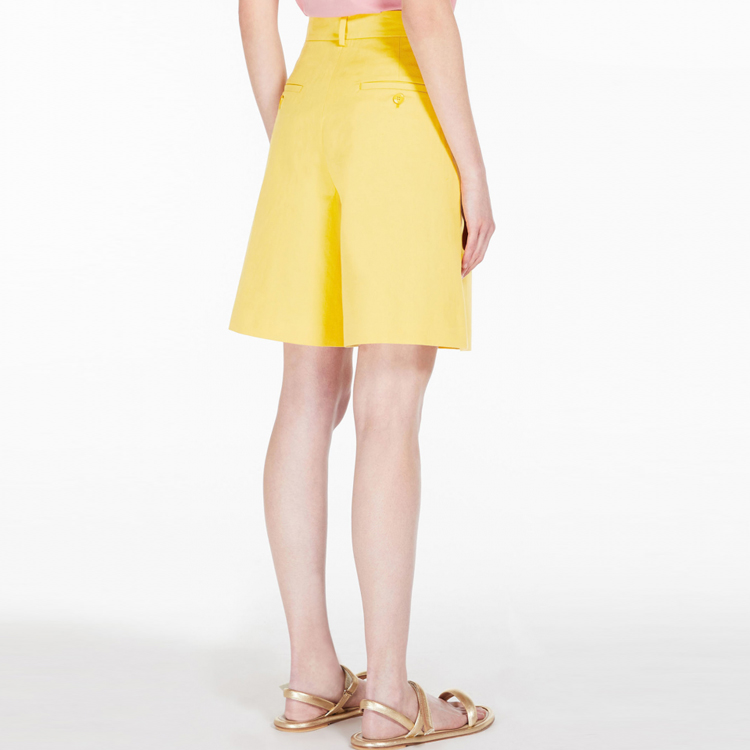Purchase (W) Celana Pendek Kuning High-Waisted WEEKEND MaxMara Ecuba Kasual. 5141013106007-ECUBA