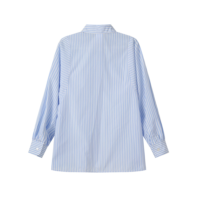 Lookbook (W) WEEKEND MaxMara Fufy Kemeja Garis Lengan Panjang Wanita Biru Muda 1511105106034-FUFY