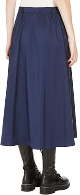 (W) WEEKEND MaxMara Zarda Rok Midi Biru Navy Casual Wanita Mid-Rise. 5106054106002-ZARDA Purchase (W) WEEKEND MaxMara Zarda Rok Midi Biru Navy Casual Wanita Mid-Rise. 5106054106002-ZARDA