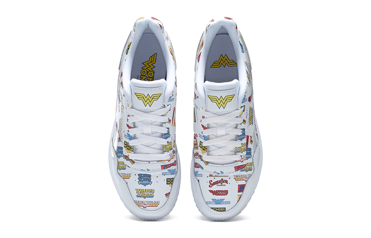 Purchase (W) リーボック ワンダー84 ロイヤルグライド (白/青/赤) H04830