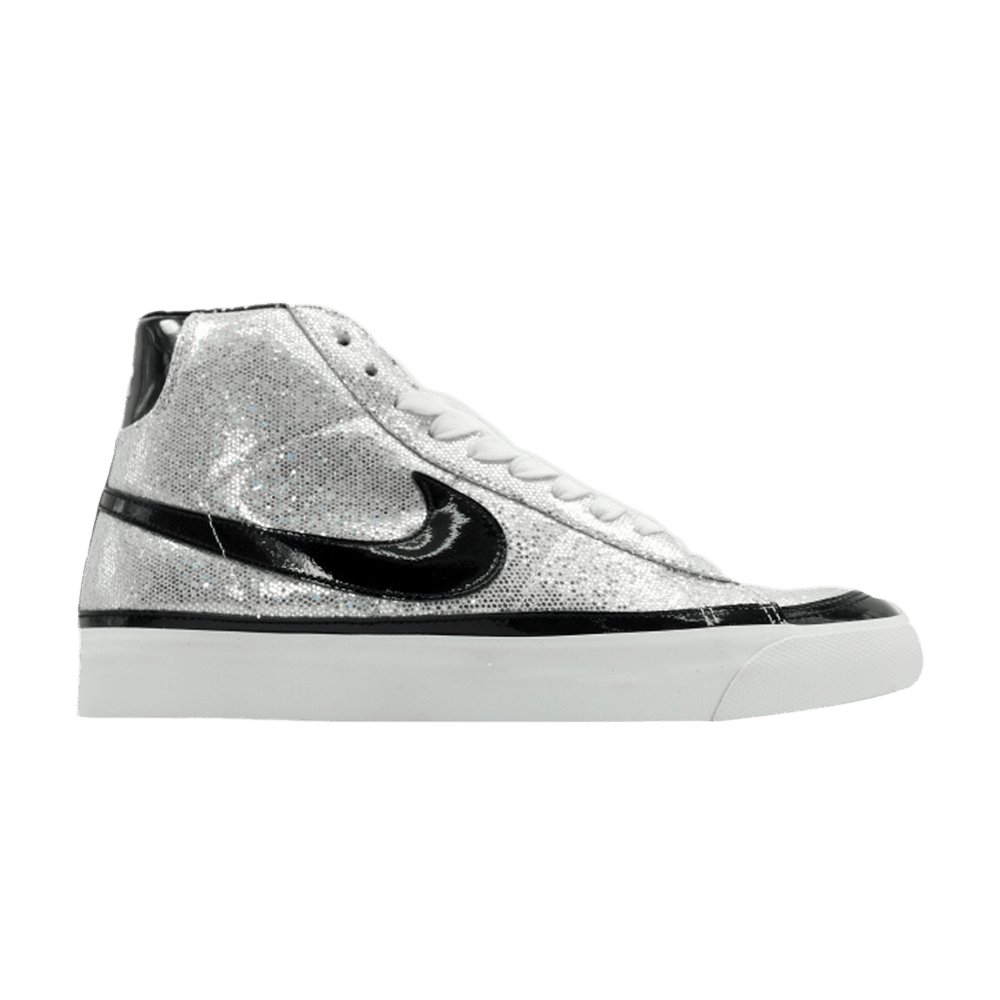 (Women) X-Girl x Bearbrick x Nike Blazer Mid '09 Premium 'Metallic Silver' 403729-002