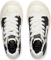 (W) Sepatu Low-Top Li-Ning x Disney 'Hitam Putih' AGCT042-1 Shop (W) Sepatu Low-Top Li-Ning x Disney 'Hitam Putih' AGCT042-1