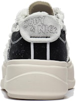 (W) Sepatu Low-Top Li-Ning x Disney 'Hitam Putih' AGCT042-1 Details for (W) Sepatu Low-Top Li-Ning x Disney 'Hitam Putih' AGCT042-1