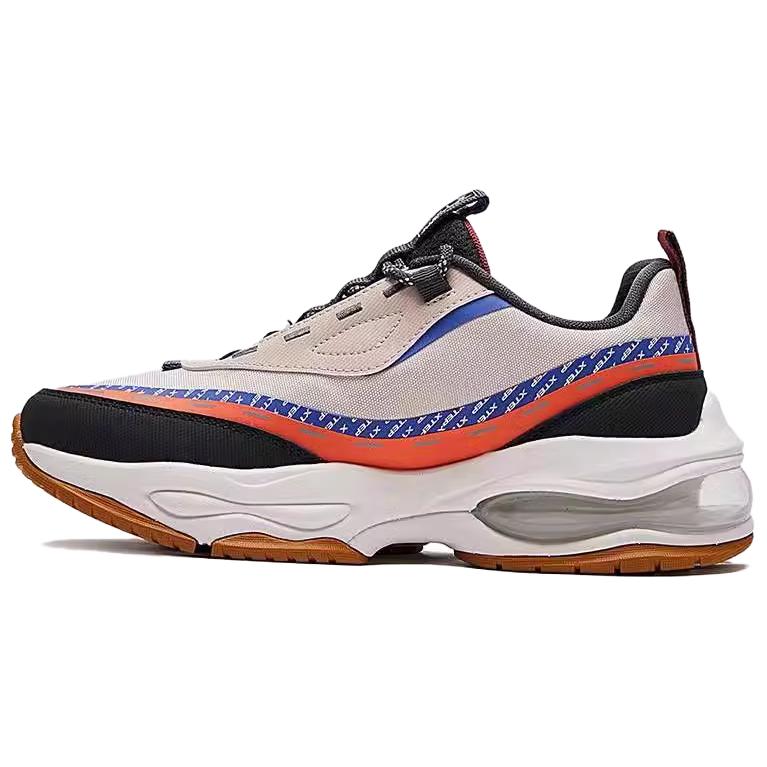 (Women) Xtep Running Shoe Low 'Beige Black Pink' 980418320390