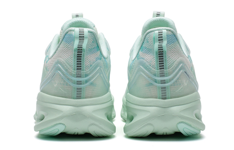 Details for (W) Xtep Shock-Absorber 9 Low ''Dilraba Gift Box - Bianco Verde'' 978218110079DLRBLH