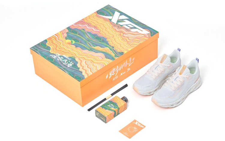 women-xtep-shock-absorbing-rotating-9-low-fan-chengcheng-white-purple-edition-978218110079-fcclh