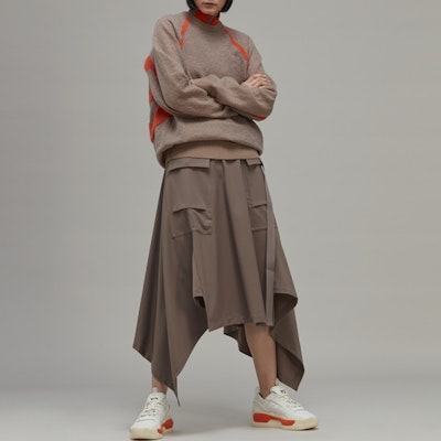 (Women) Y-3 22 Classic Refined Multi-Pocket Skirt Brown HS9830 Lookbook (Women) Y-3 22 Classic Refined Multi-Pocket Skirt Brown HS9830