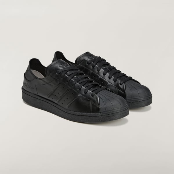 Shop Y-3 Adidas Superstar 黑色/黑色/黑色 JR4217