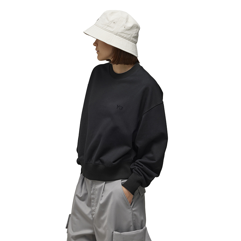 Purchase (W) Y-3 FT Crew Sweat Black Pullover Sweatshirt Hitam. 50-IV5567