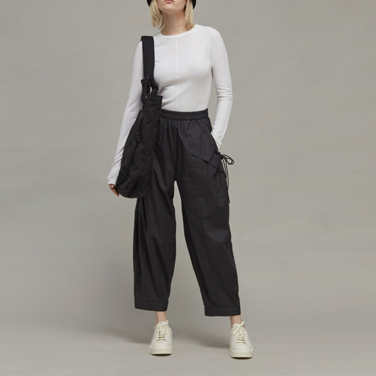 Lookbook (W) Y-3 SS23 白色標誌印花長袖套頭T恤 HY1402