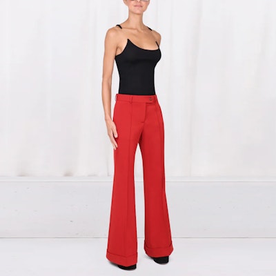 (W) Y/Project SS23 Top Hitam Spaghetti Strap Slim-Fit Camisole. WTOP30-BLACK Lookbook (W) Y/Project SS23 Top Hitam Spaghetti Strap Slim-Fit Camisole. WTOP30-BLACK