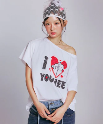 (W) 유희 아이러브 오프숄더 티셔츠 화이트 YHSTGA004WH Buy (W) 유희 아이러브 오프숄더 티셔츠 화이트 YHSTGA004WH