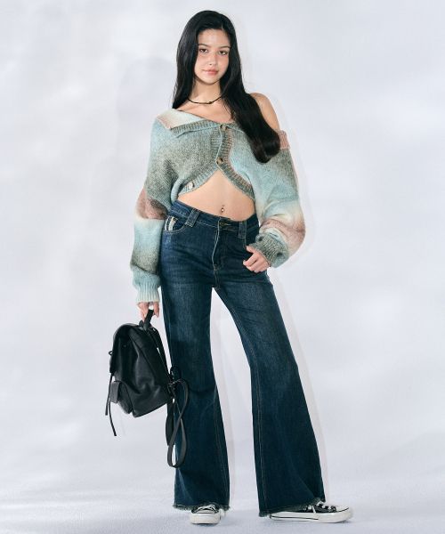 Lookbook (Women) ZERO PLANET Nora Two-Way Button Cardigan [FOREST] Z24FOT10FO