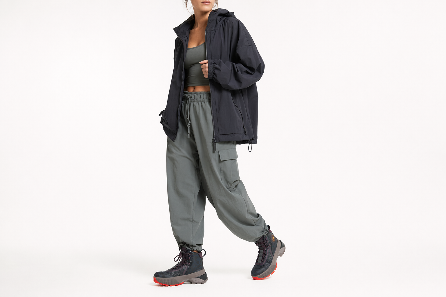 Order (W) adidas by Stella McCartney x Terrex 登山靴 深灰/傳奇藍墨/活力紅 IF1793