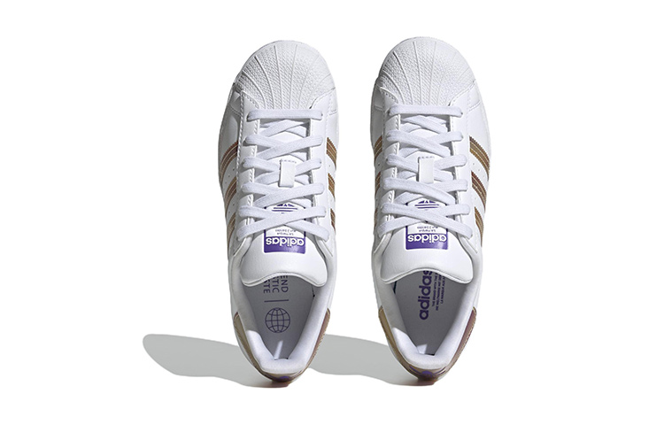 Purchase (JR) (Kinder) adidas Superstar J ''Iridescent - Weiß'' HQ4346