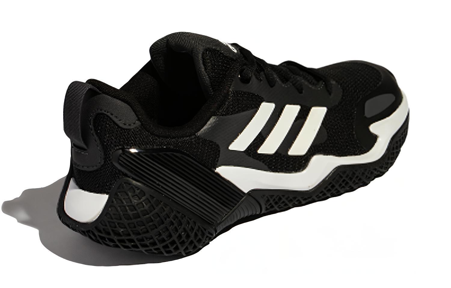 Shop (JR) adidas 4uture Rnr J Schwarz/Weiß FX9493