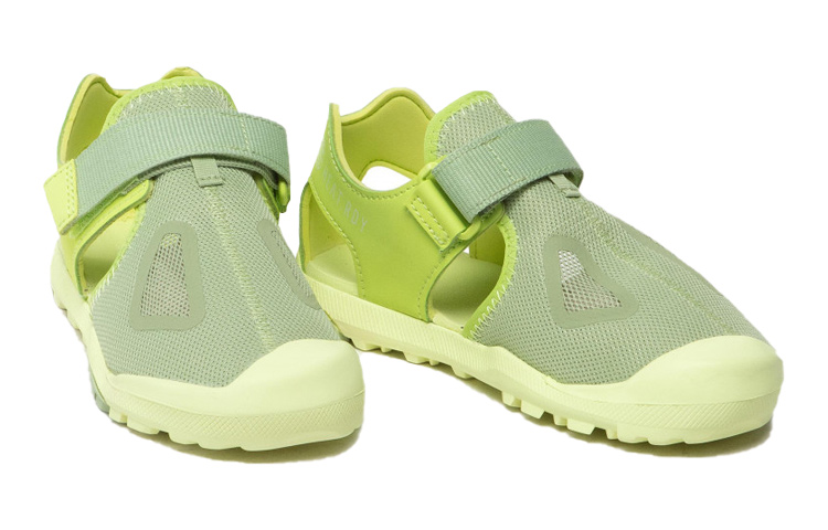 Shop 兒童 adidas Captain Toey K 戶外運動涼鞋 綠色