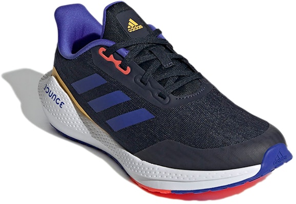 (JR) 阿迪达斯EQ21 Run J '传奇墨色' GV9932 Lookbook (JR) 阿迪达斯EQ21 Run J '传奇墨色' GV9932