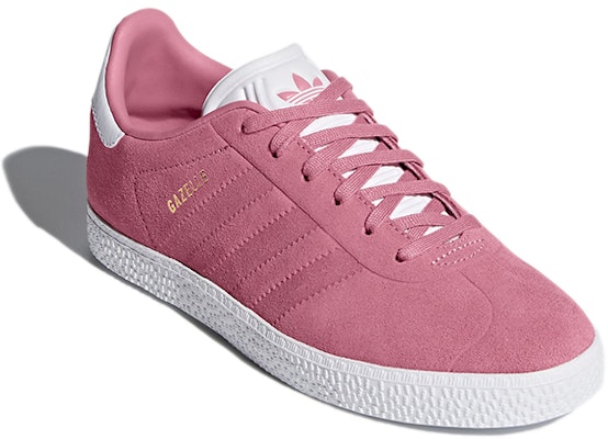 (Youth) adidas Gazelle J 'Chalk Pink' CQ2882 Lookbook (Youth) adidas Gazelle J 'Chalk Pink' CQ2882