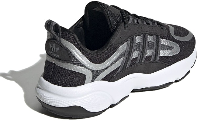 大童 adidas originals Haiwee J 黑銀色 Shop 大童 adidas originals Haiwee J 黑銀色