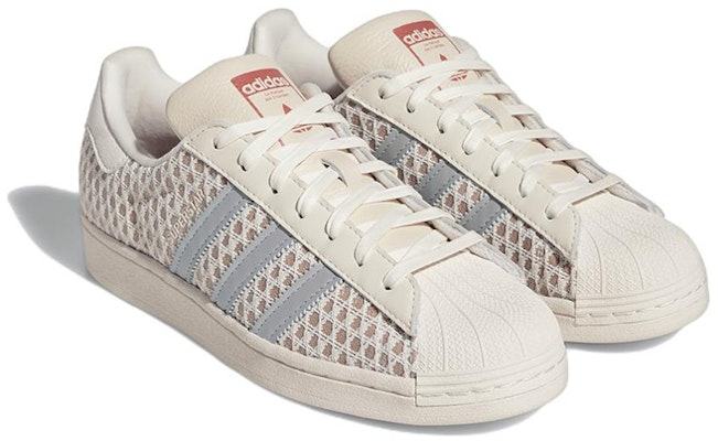 (JR) adidas IVP 'Superstar Juniors' Kasut Kanak-Kanak HQ8801 Lookbook (JR) adidas IVP 'Superstar Juniors' Kasut Kanak-Kanak HQ8801