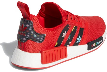 (JR) adidas NMD_R1 J 'Cetakan Mini Trefoils' FV7287 Lookbook (JR) adidas NMD_R1 J 'Cetakan Mini Trefoils' FV7287