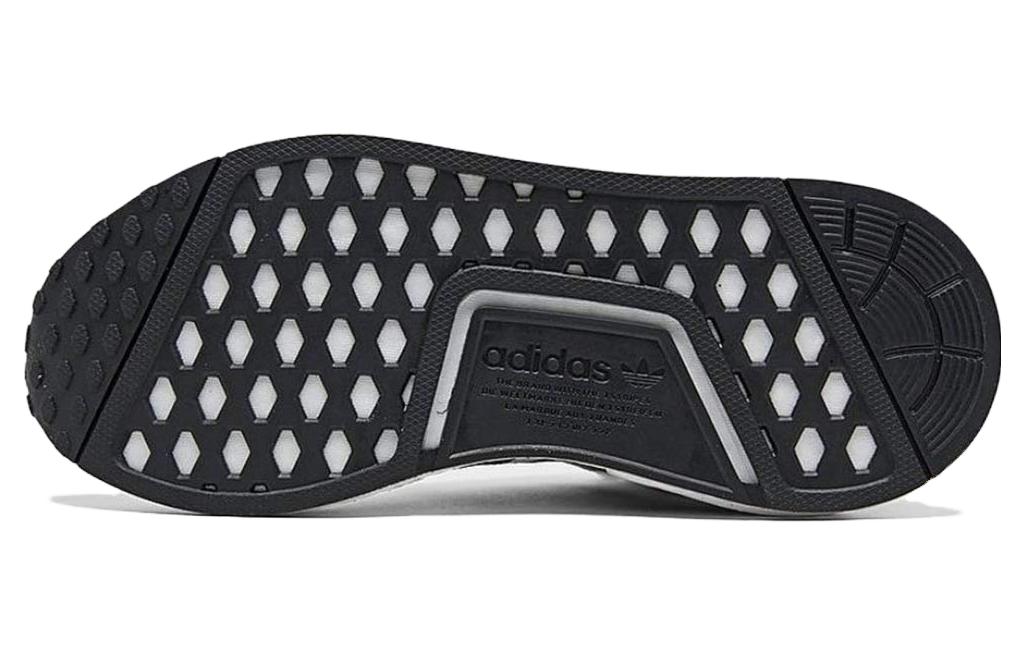 Shop 大童 adidas Originals NMD_R1 防滑耐磨 低帮 運動休閒鞋 黑白