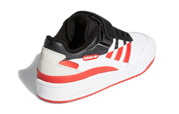 Shop 大童 adidas originals FORUM Low J 抗踢抗滑 低筒 板鞋 白黑紅