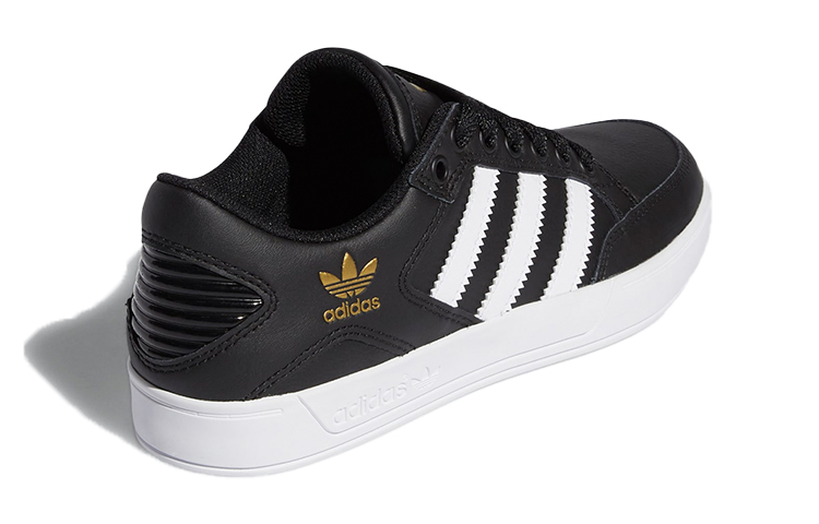 Shop 大童 adidas originals Hardcourt Low J 低幫 兒童板鞋 黑白