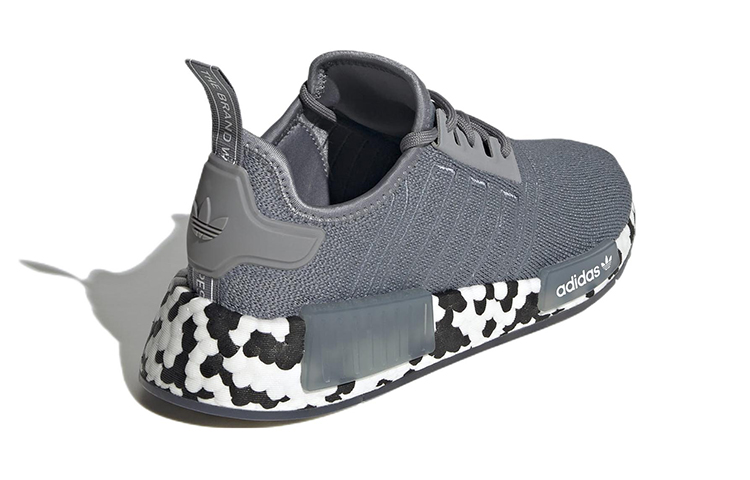 Shop (JR) adidas Originals NMD_R1 Refined 'Abu-abu' GZ3274