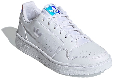 大童 adidas originals NY 90 J 鏤射 低筒 板鞋 白 Lookbook 大童 adidas originals NY 90 J 鏤射 低筒 板鞋 白