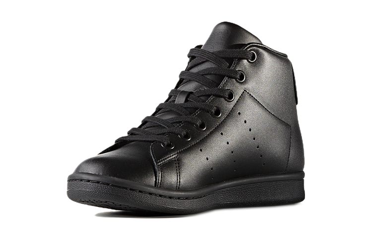 Lookbook (JR) Zapatos adidas Originals Stan Smith 'Core Black'. BZ0097