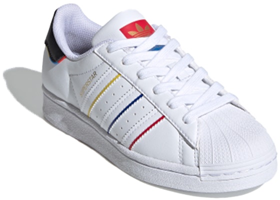 (JR) 아디다스 오리지널 슈퍼스타 J (or) 슈퍼스타 J (if "adidas Originals" is already understood) FY1669 Lookbook (JR) 아디다스 오리지널 슈퍼스타 J (or) 슈퍼스타 J (if "adidas Originals" is already understood) FY1669