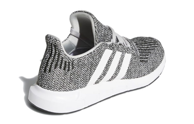 Shop (JR) adidas Originals Swift Run J ''Nero Bianco'' EF1941