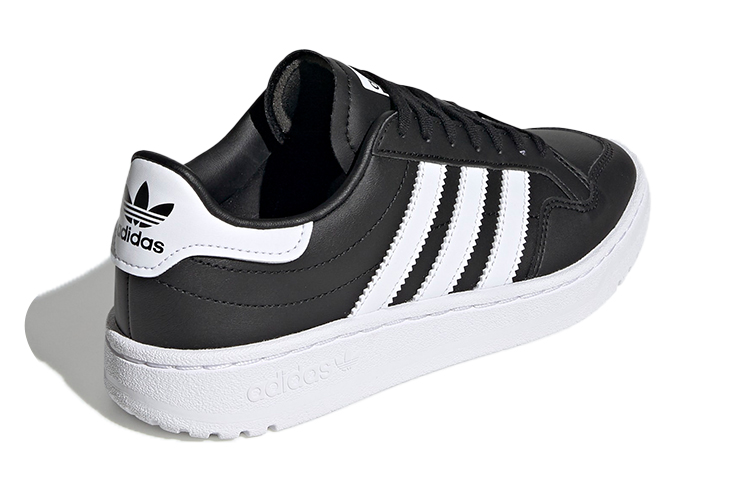 Shop (JR) adidas Originals Team Court J ''Schwarz Weiß'' EF6810