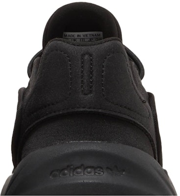(Youth) adidas Ozelia J 'Triple Black' H03131 Sizing (Youth) adidas Ozelia J 'Triple Black' H03131