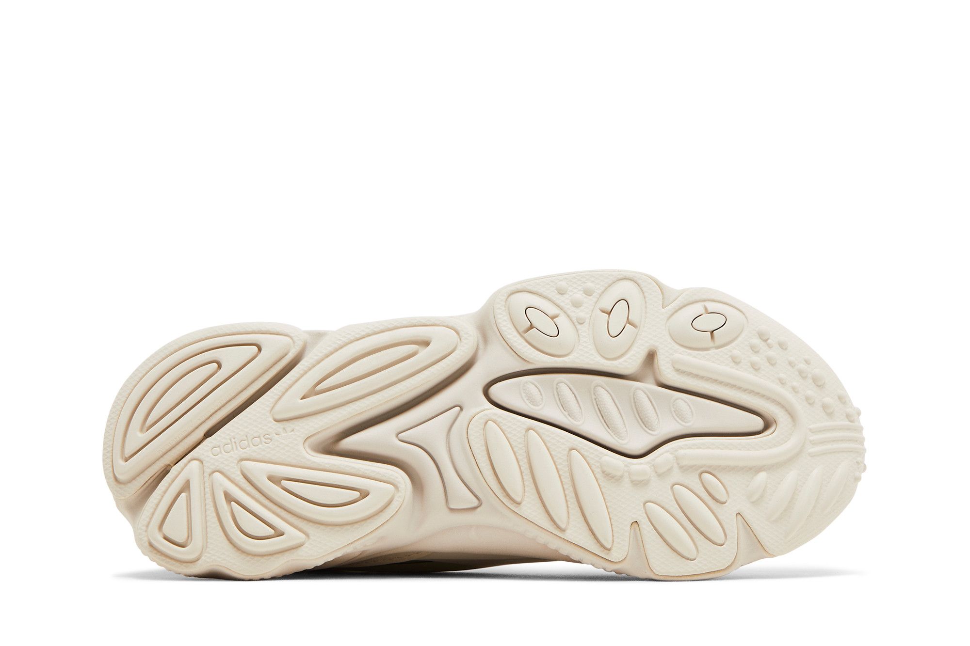 Shop （青年）adidas Ozweego Celox J '鋁灰色' GV8890