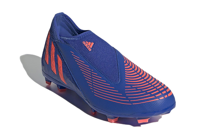 Lookbook 童鞋 adidas Predator 3 硬地型 防滑輕便足球鞋 藍紅