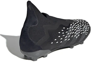 Shop 兒童 adidas Predator Freak+ 硬地足球鞋 K 黑