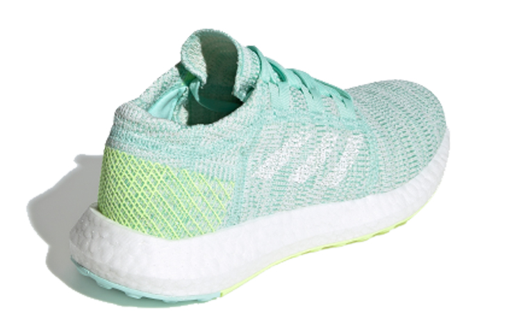 Shop 大童 adidas Pureboost Go 低筒 兒童跑步鞋 藍綠白
