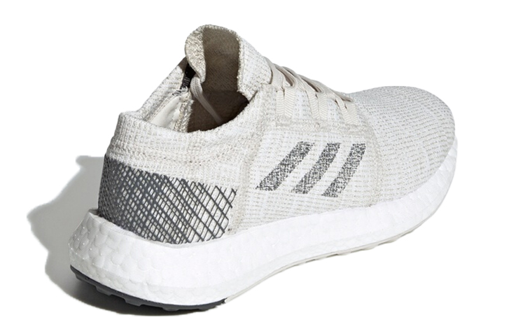 Shop 大童 adidas Pureboost Go J 灰白