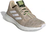 Lookbook (JR) 阿迪达斯 Senseboost J 运动鞋 EG4961