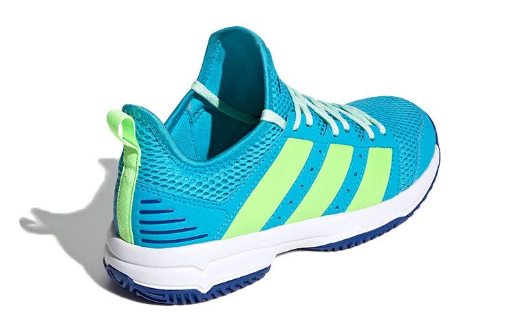 Shop 兒童 adidas Stabil 室內運動鞋 藍綠