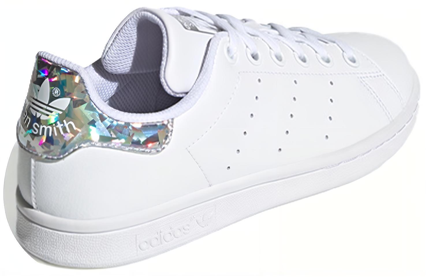 Shop (JR) adidas Stan Smith J ''Irideszierende Ferse'' EE8483
